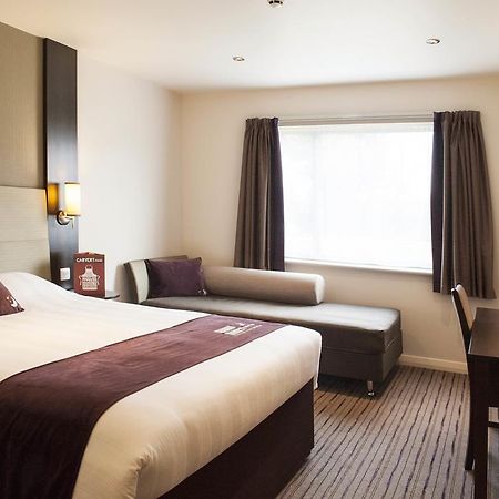 Premier Inn Harlow Esterno foto