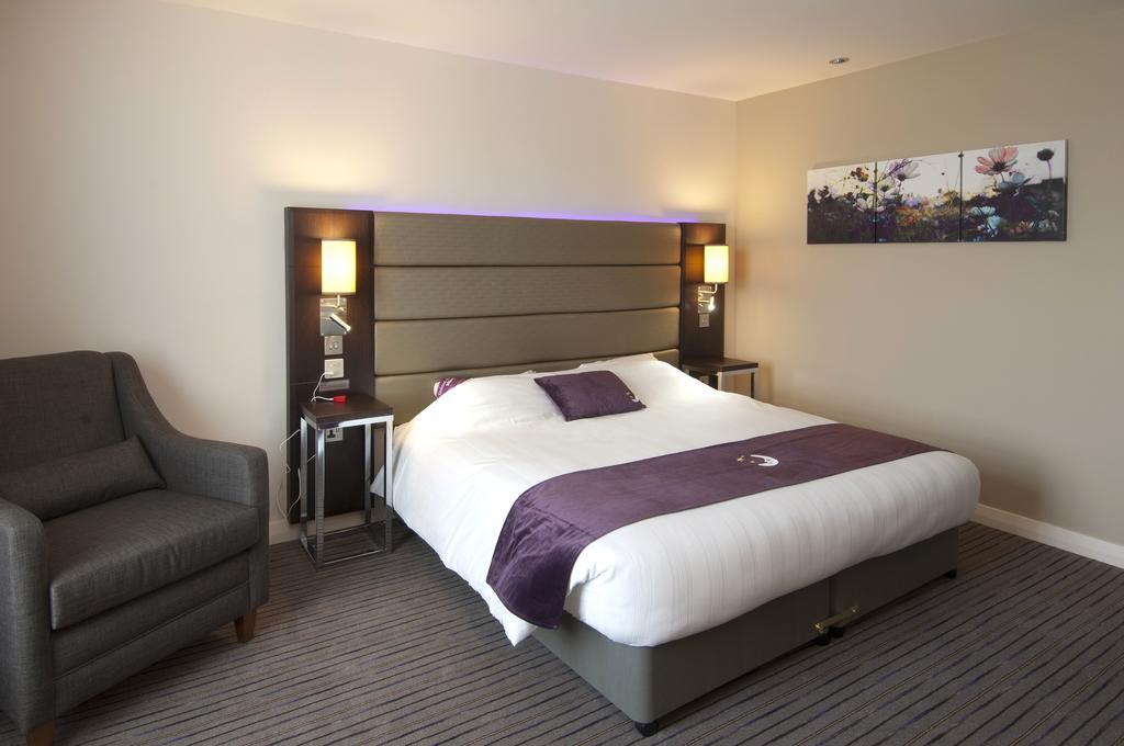 Premier Inn Harlow Esterno foto