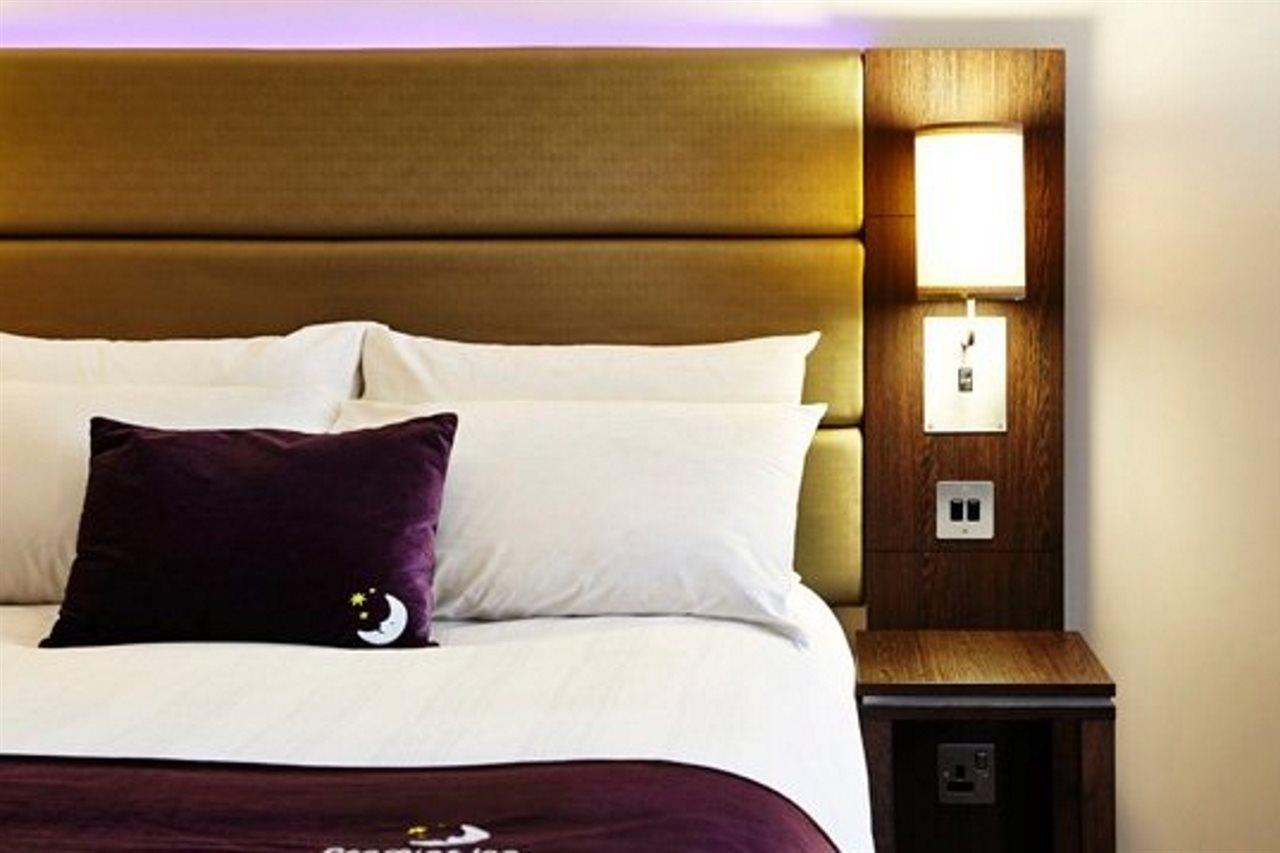 Premier Inn Harlow Esterno foto